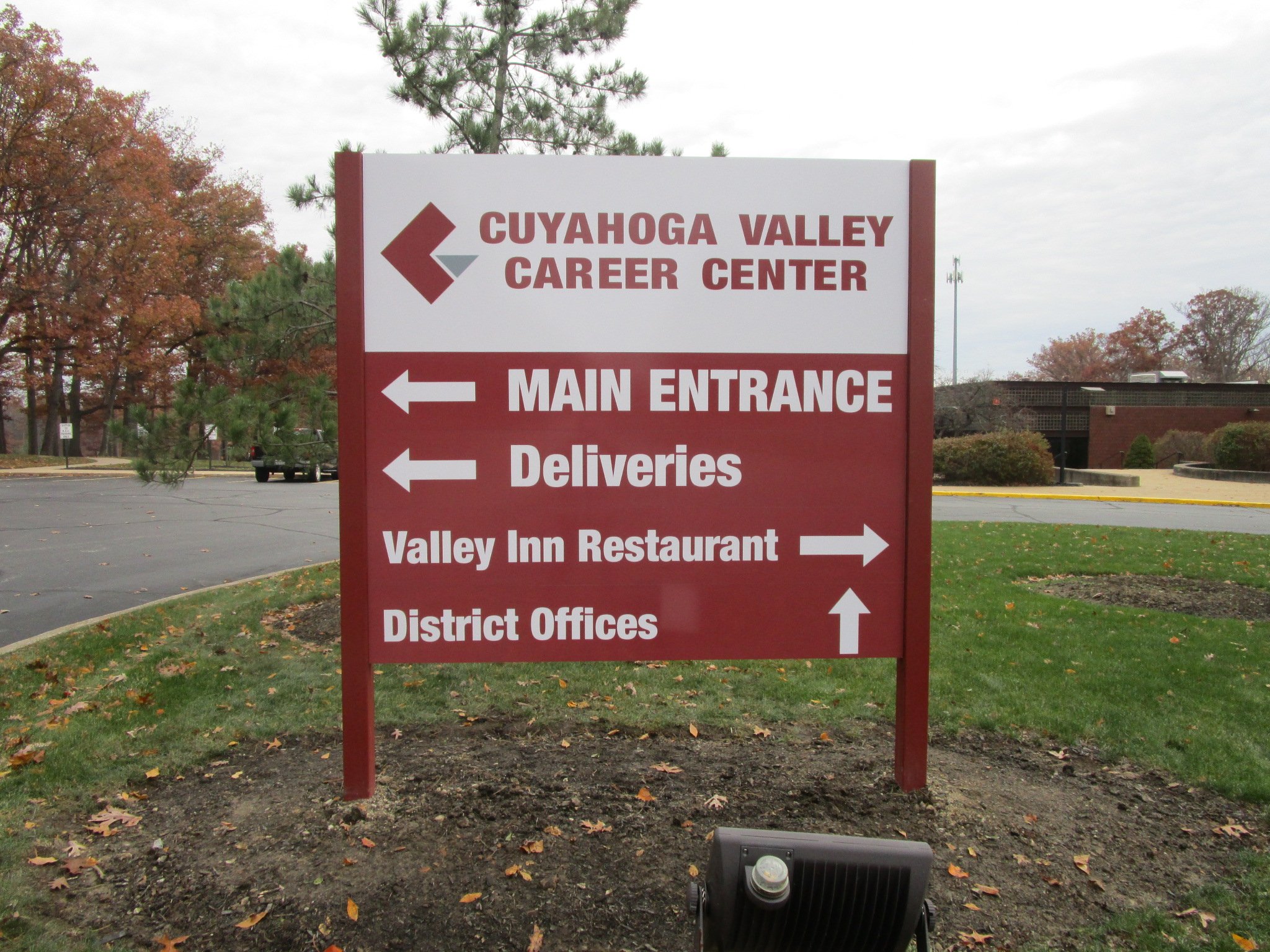 cuyahoga valley career center directional sign