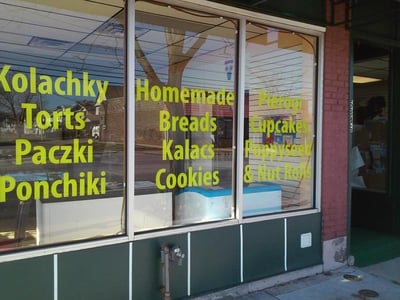 Window lettering Cleveland, Oh